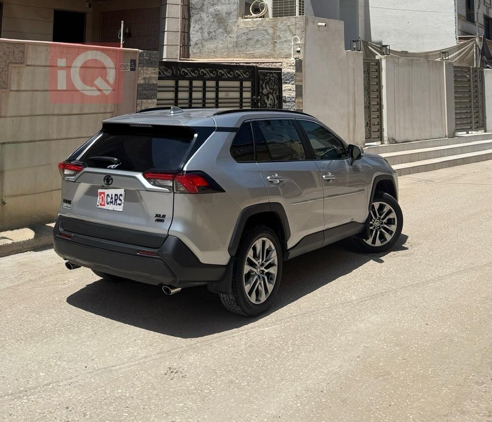 تويوتا راف 4